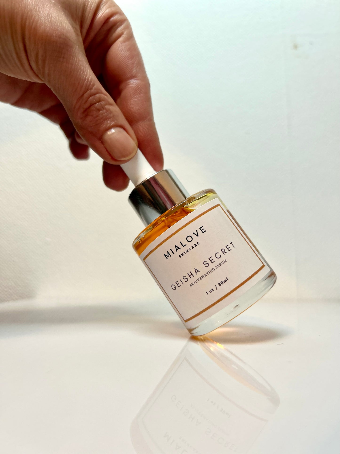 Geisha Secret Skin Rejuvenating Night Serum
