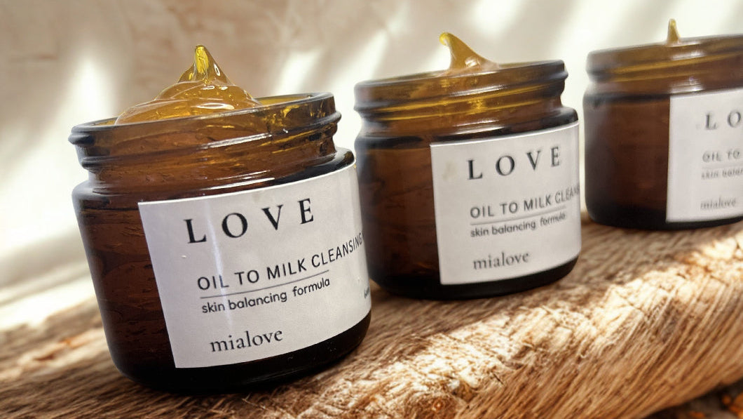 Love Gel to Milk Cleanser mialove